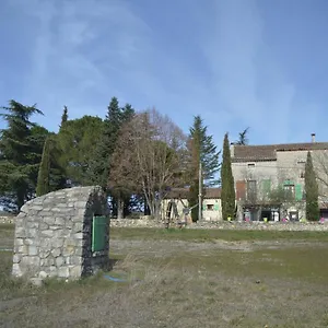 Les Loups Dans La Bergerie , Banne France